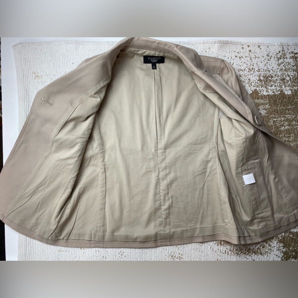 TALBOTS Petites Beige Jacket/Blazer | Size 2P - Picture 11 of 11